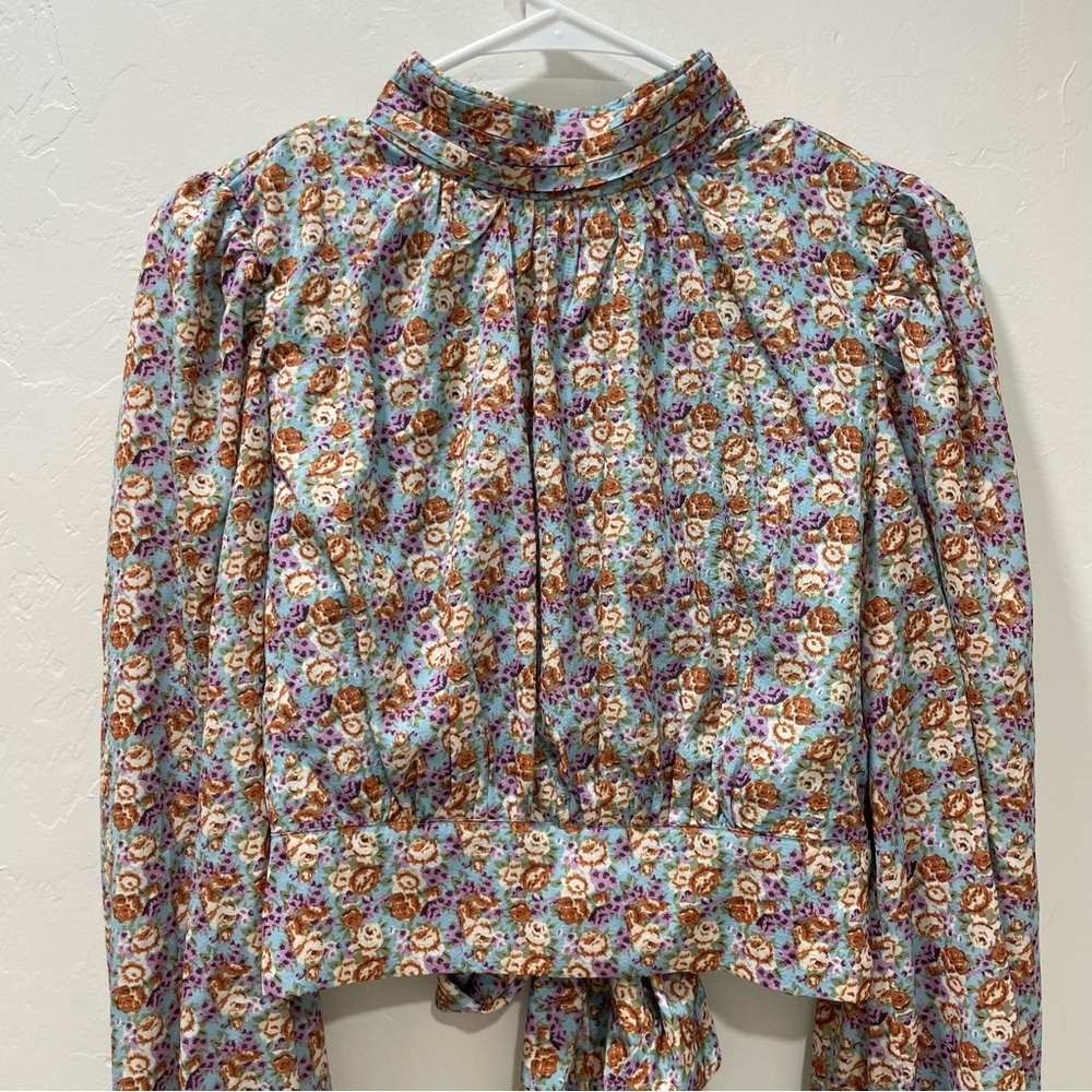 NWT Bohme Women's Small Brissa Floral High Neck Open Back Tie Blouse - Picture 7 of 16